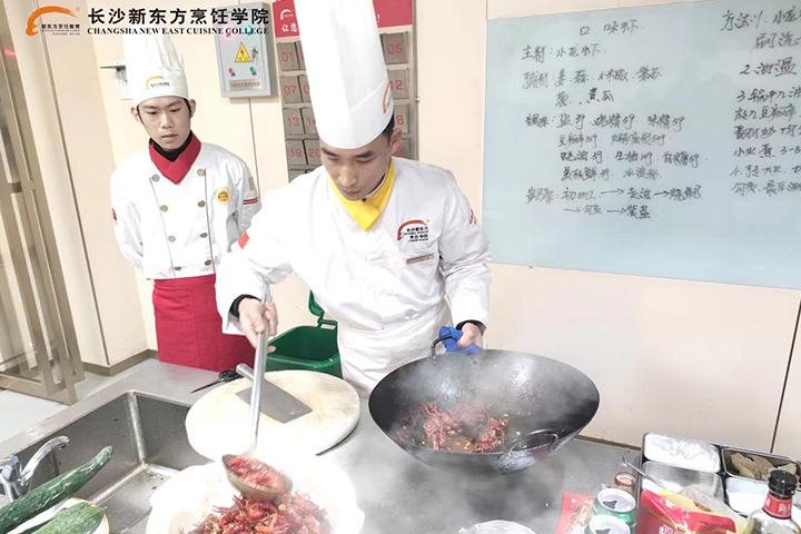 廚師工資