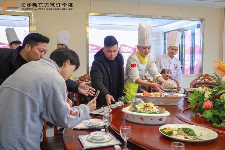 學(xué)廚師