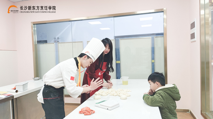 周末小吃培訓(xùn)創(chuàng)業(yè)基地