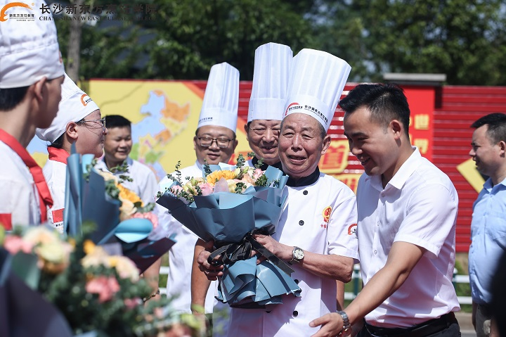 學(xué)中餐好不好