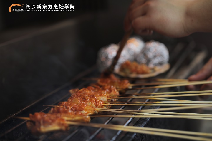 開(kāi)燒烤店大概要多少錢(qián)