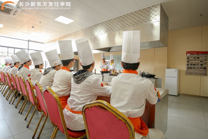 多大年紀適合學廚師