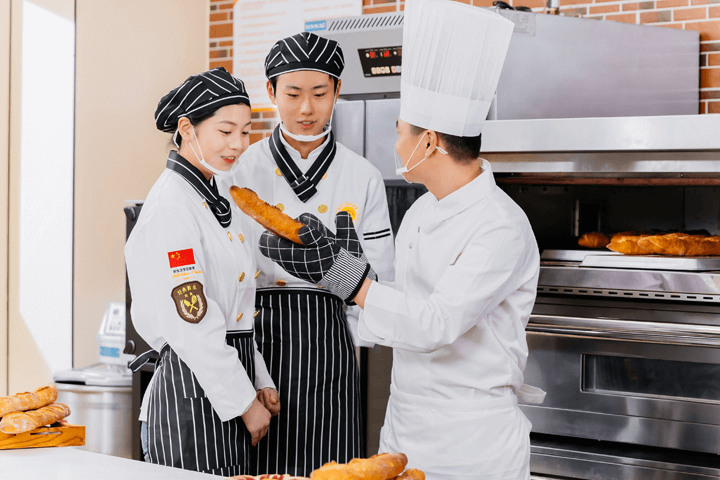 初中畢業(yè)讀職校學(xué)什么專業(yè)好