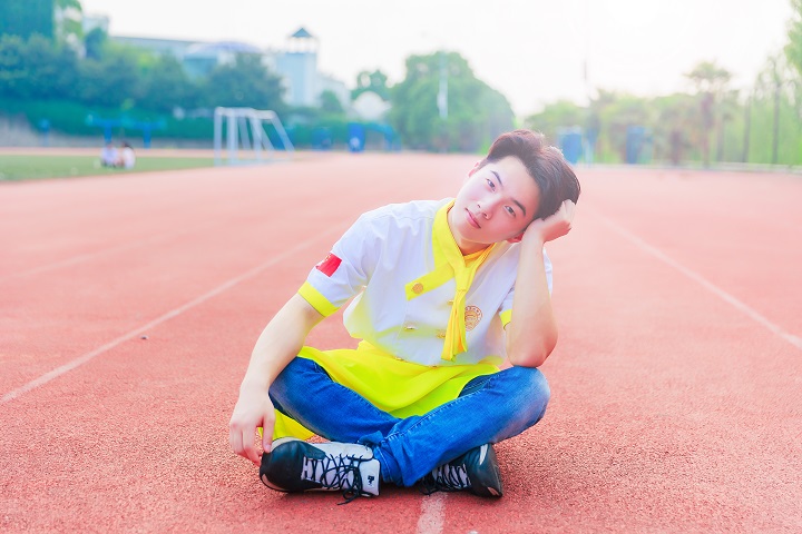 哪些初中生適合教育