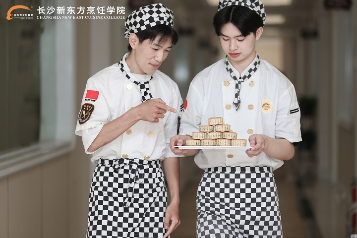初中畢業(yè)男生學(xué)什么技術(shù)