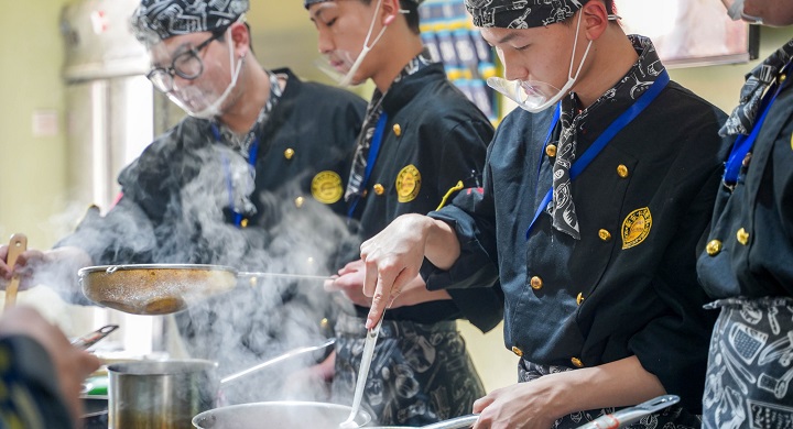 新東方烹飪學(xué)校學(xué)費(fèi)價目表