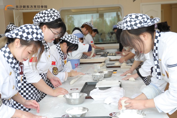學(xué)西點(diǎn)有哪些門檻